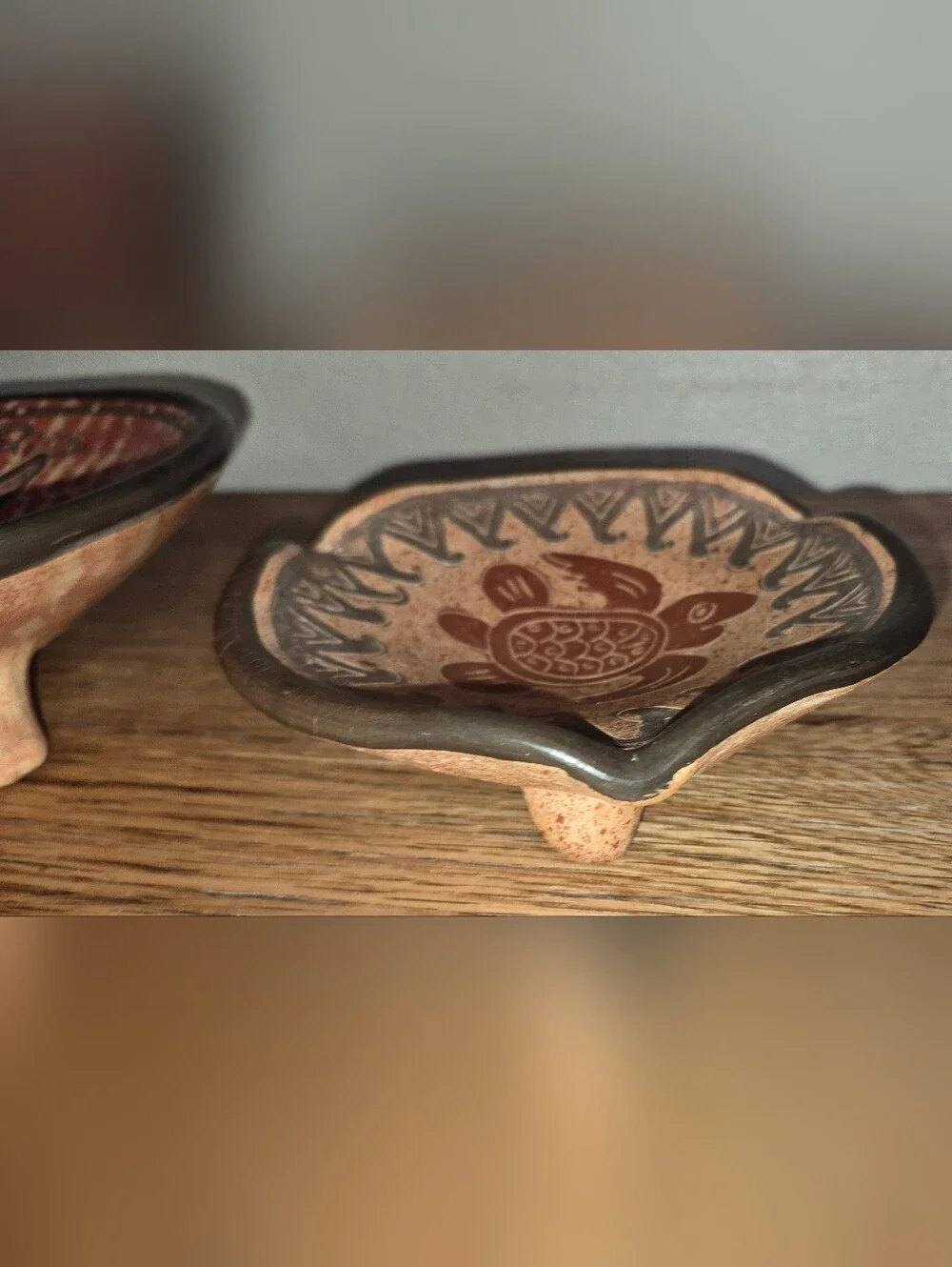 2 Handmade, Terracotta Costa Rican Chorotega pottery Bowls W/ Turtles